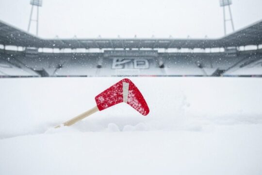 Bundesliga-Spiel St. Pauli vs. Leipzig wegen Schnee abgesagt